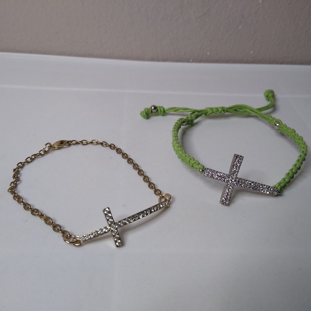 Set Of 2 Cross Bracelets 1 Metal Chain 1 Sliding Knot Rope